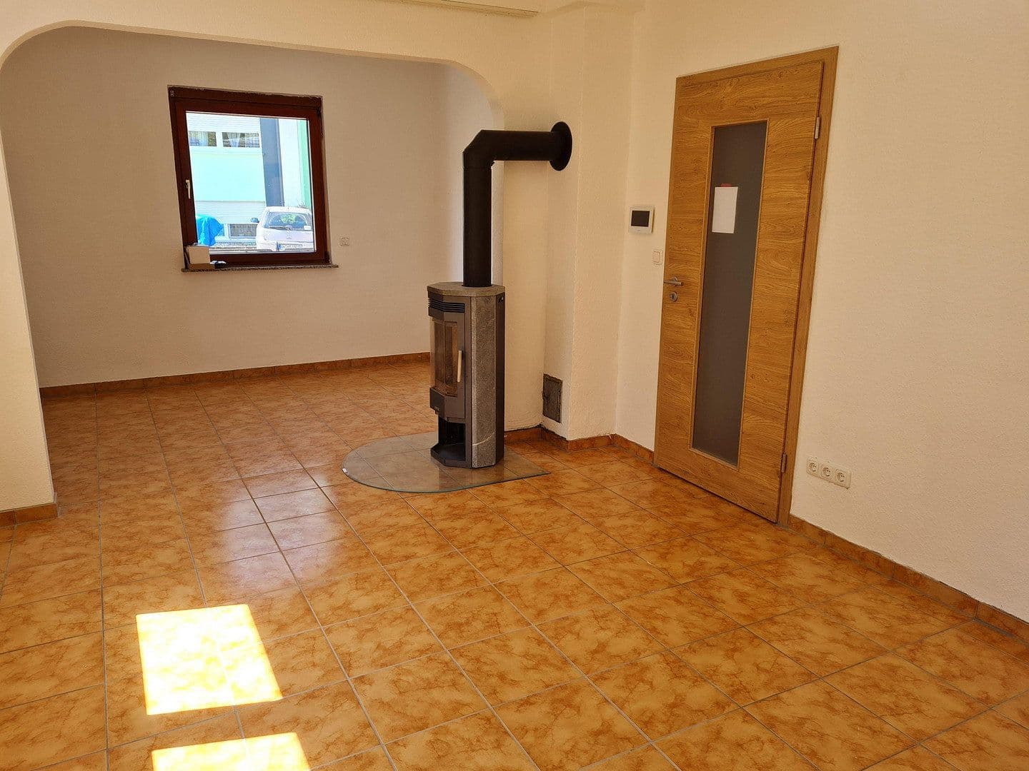 Prenájom domu 180 m², pozemok 500 m², Gelnhausen, Hesensko Prenájom domu 180 m², pozemok 500 m², Gelnhausen, Hesensko