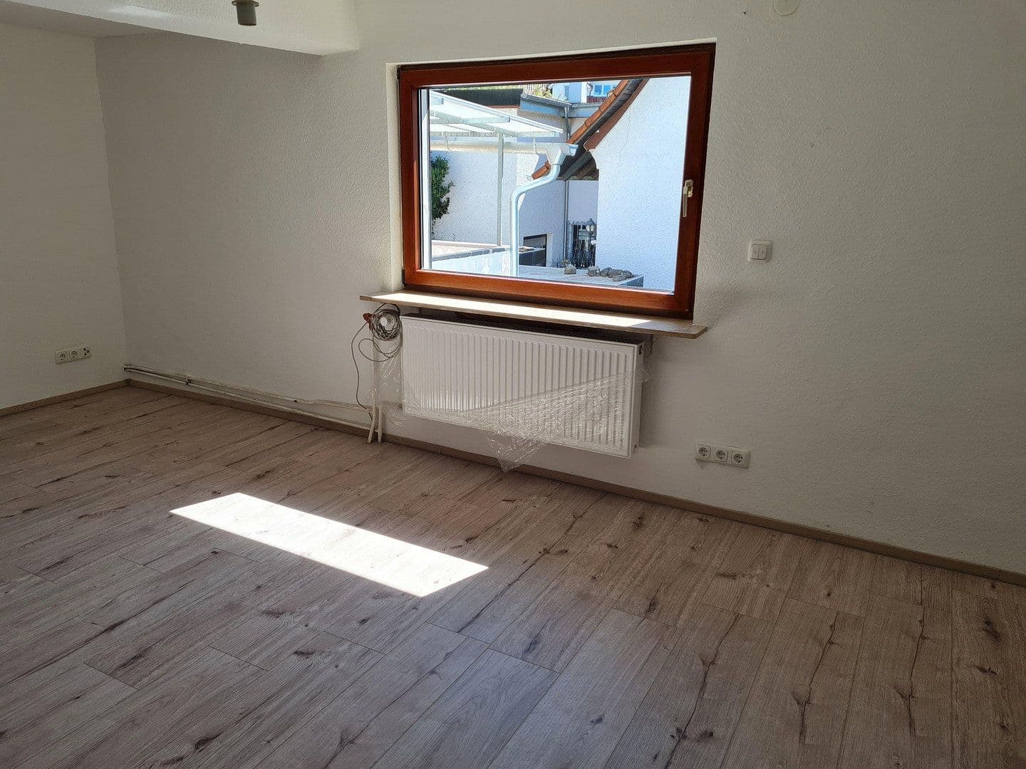 Prenájom domu 180 m², pozemok 500 m², Gelnhausen, Hesensko Prenájom domu 180 m², pozemok 500 m², Gelnhausen, Hesensko