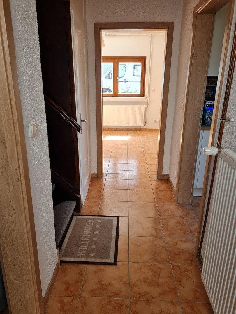 Prenájom domu 180 m², pozemok 500 m², Gelnhausen, Hesensko Prenájom domu 180 m², pozemok 500 m², Gelnhausen, Hesensko