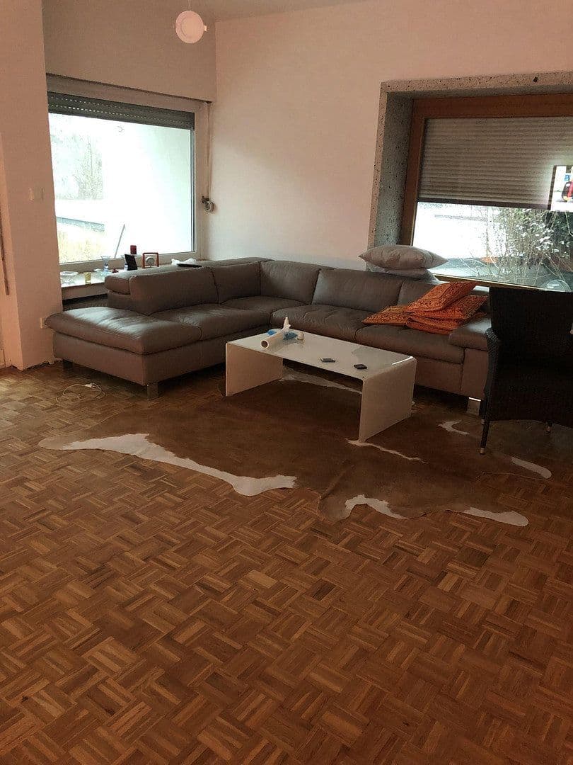 Predaj domu 138 m², pozemok 544 m², Ostfildern, Bádensko-Wurttembersko Predaj domu 138 m², pozemok 544 m², Ostfildern, Bádensko-Wurttembersko