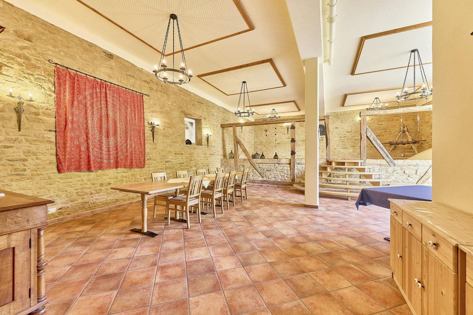 Predaj pozemku 10.250 m², Meisenheim, Porýnie-Falcko Predaj pozemku 10.250 m², Meisenheim, Porýnie-Falcko