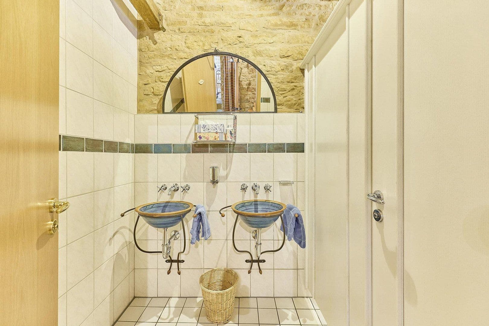 Predaj pozemku 10.250 m², Meisenheim, Porýnie-Falcko Predaj pozemku 10.250 m², Meisenheim, Porýnie-Falcko