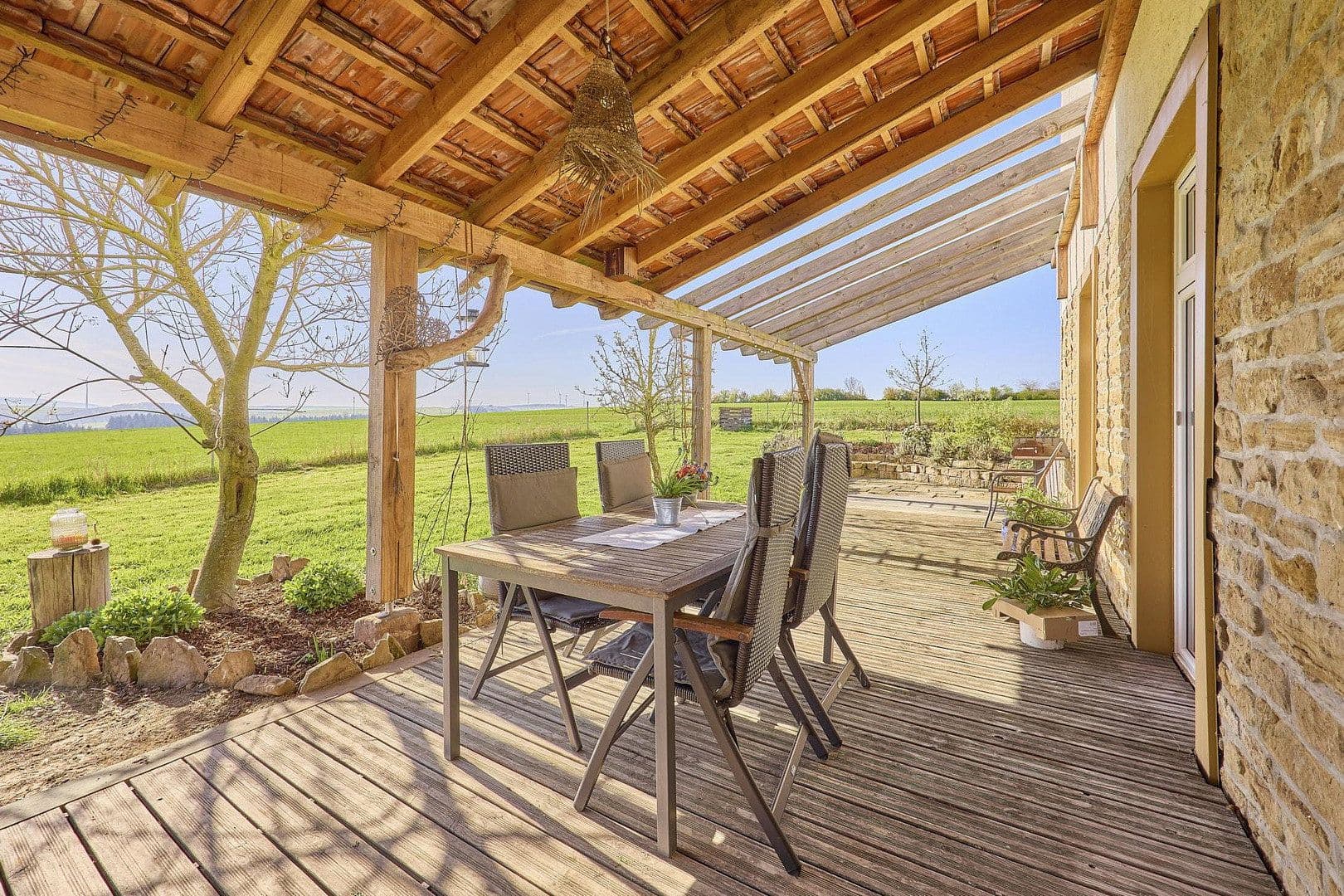Predaj pozemku 10.250 m², Meisenheim, Porýnie-Falcko Predaj pozemku 10.250 m², Meisenheim, Porýnie-Falcko