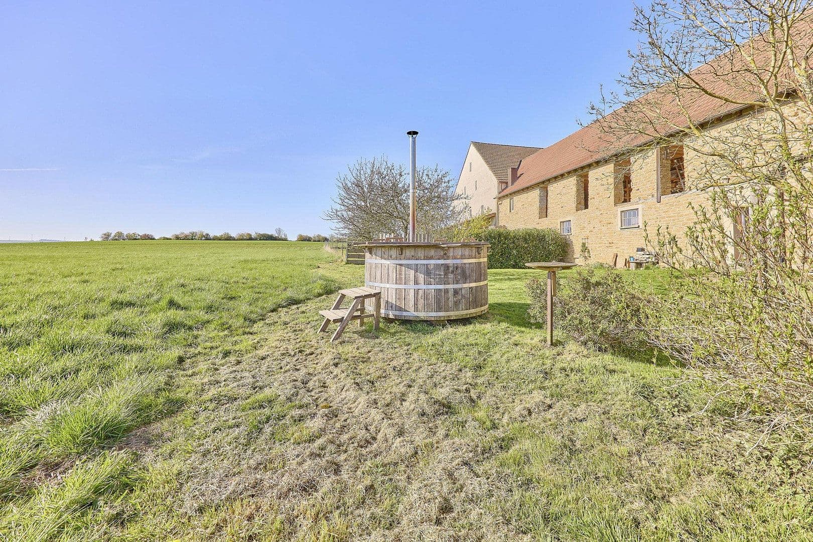 Predaj pozemku 10.250 m², Meisenheim, Porýnie-Falcko Predaj pozemku 10.250 m², Meisenheim, Porýnie-Falcko