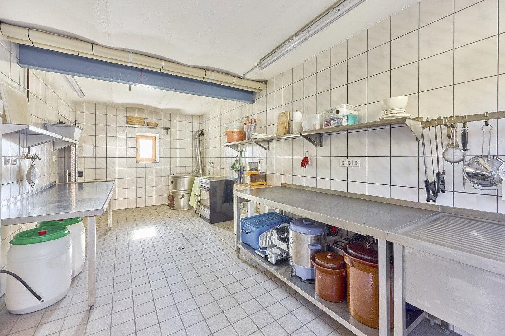 Predaj pozemku 10.250 m², Meisenheim, Porýnie-Falcko Predaj pozemku 10.250 m², Meisenheim, Porýnie-Falcko