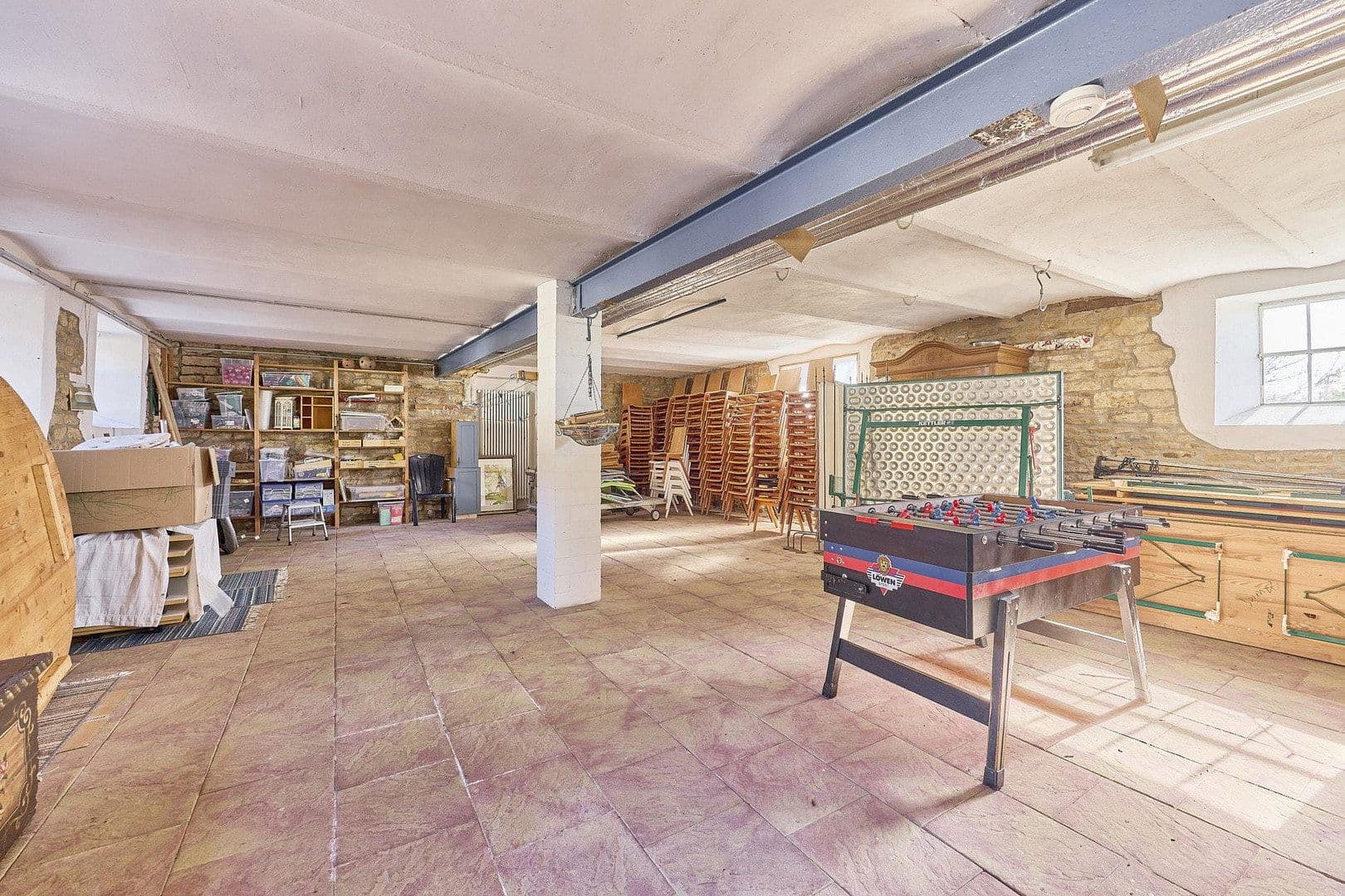 Predaj pozemku 10.250 m², Meisenheim, Porýnie-Falcko Predaj pozemku 10.250 m², Meisenheim, Porýnie-Falcko
