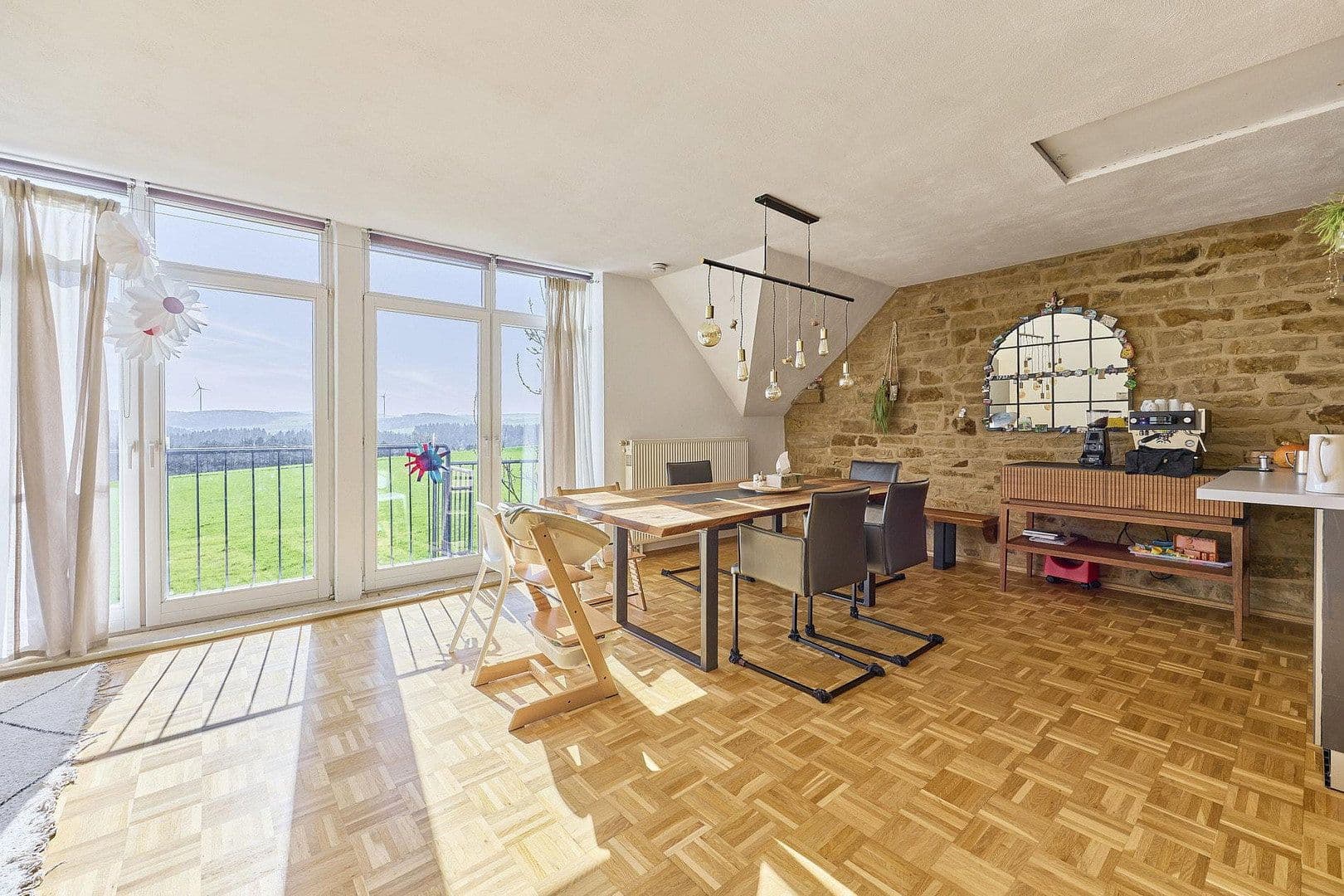 Predaj pozemku 10.250 m², Meisenheim, Porýnie-Falcko Predaj pozemku 10.250 m², Meisenheim, Porýnie-Falcko