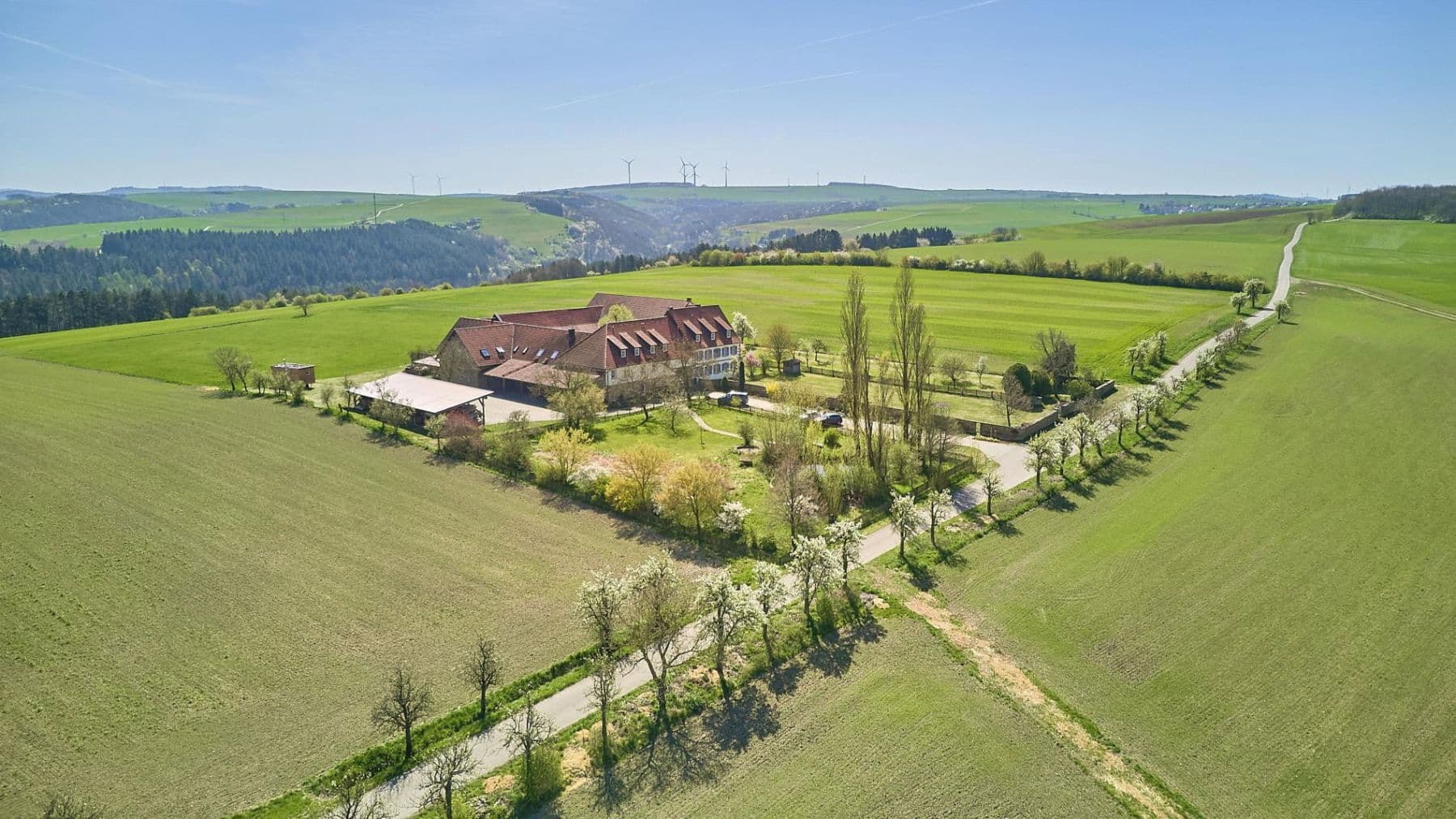 Predaj pozemku 10.250 m², Meisenheim, Porýnie-Falcko Predaj pozemku 10.250 m², Meisenheim, Porýnie-Falcko