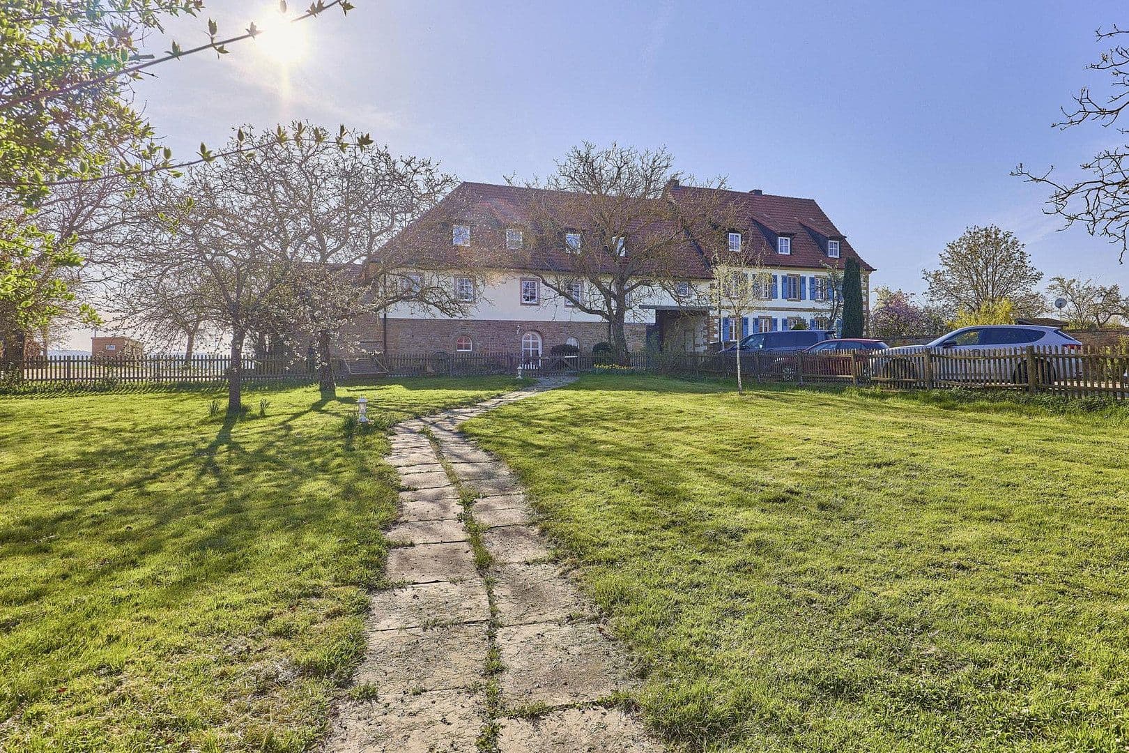 Predaj pozemku 10.250 m², Meisenheim, Porýnie-Falcko Predaj pozemku 10.250 m², Meisenheim, Porýnie-Falcko
