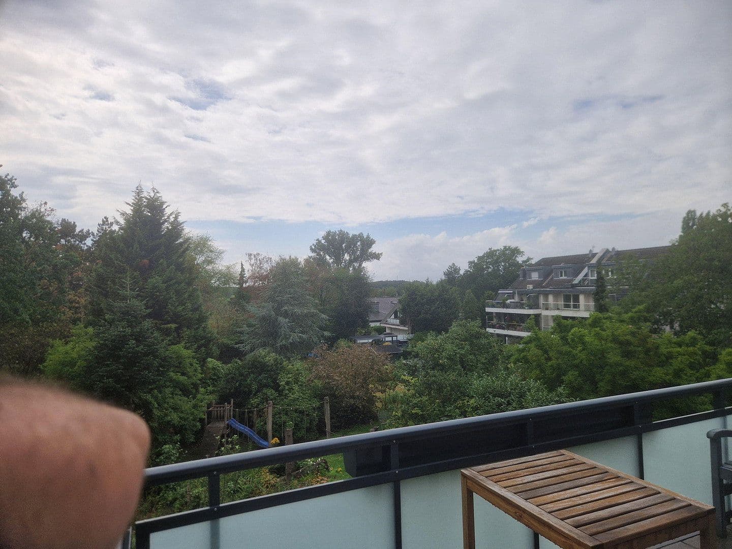 Prenájom bytu 3-izbový 83 m², Oberhausen, Severné Porýnie - Westfálsko Prenájom bytu 3-izbový 83 m², Oberhausen, Severné Porýnie - Westfálsko