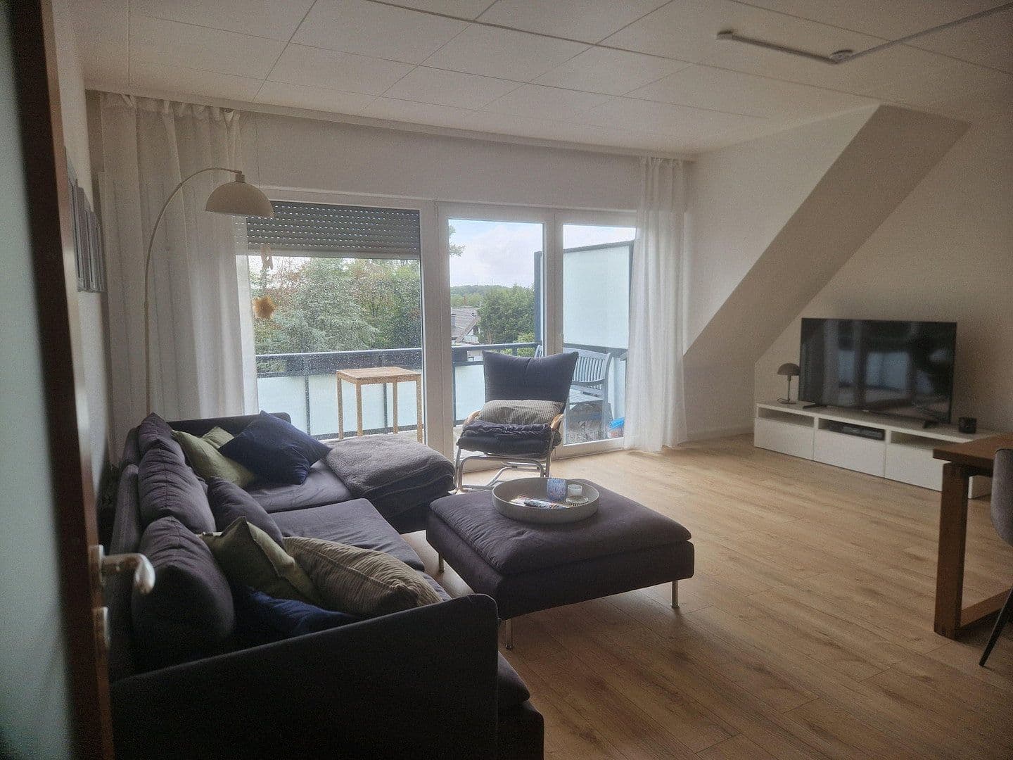 Prenájom bytu 3-izbový 83 m², Oberhausen, Severné Porýnie - Westfálsko Prenájom bytu 3-izbový 83 m², Oberhausen, Severné Porýnie - Westfálsko