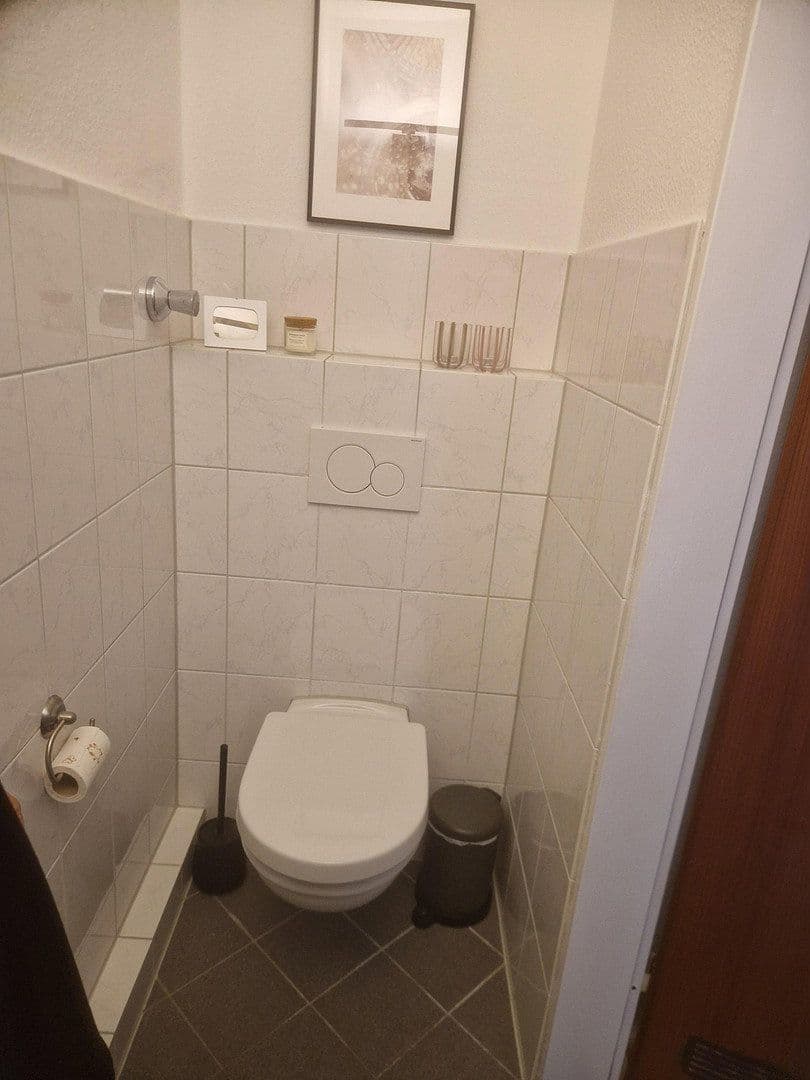Prenájom bytu 3-izbový 83 m², Oberhausen, Severné Porýnie - Westfálsko Prenájom bytu 3-izbový 83 m², Oberhausen, Severné Porýnie - Westfálsko