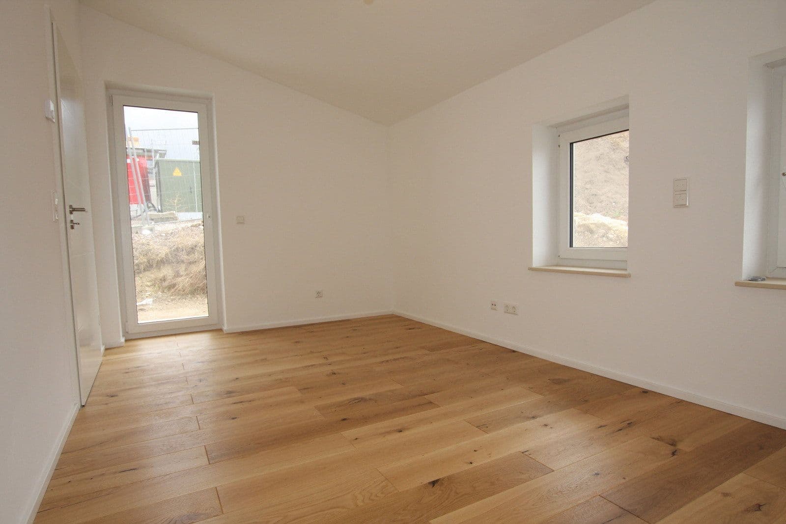 Prenájom bytu 4-izbový 131 m², Nieder-Olm, Porýnie-Falcko Prenájom bytu 4-izbový 131 m², Nieder-Olm, Porýnie-Falcko