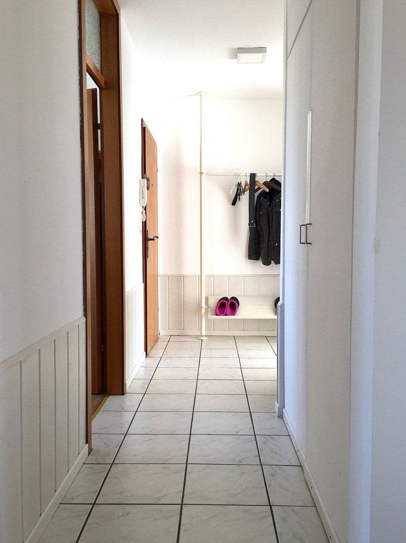 Prenájom bytu 3-izbový 83 m², Bonn, Severné Porýnie - Westfálsko Prenájom bytu 3-izbový 83 m², Bonn, Severné Porýnie - Westfálsko