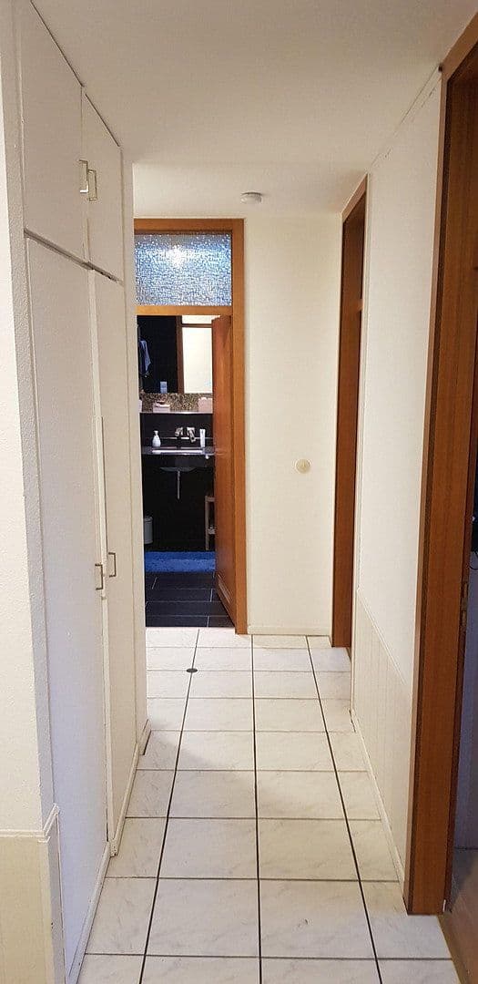 Prenájom bytu 3-izbový 83 m², Bonn, Severné Porýnie - Westfálsko Prenájom bytu 3-izbový 83 m², Bonn, Severné Porýnie - Westfálsko