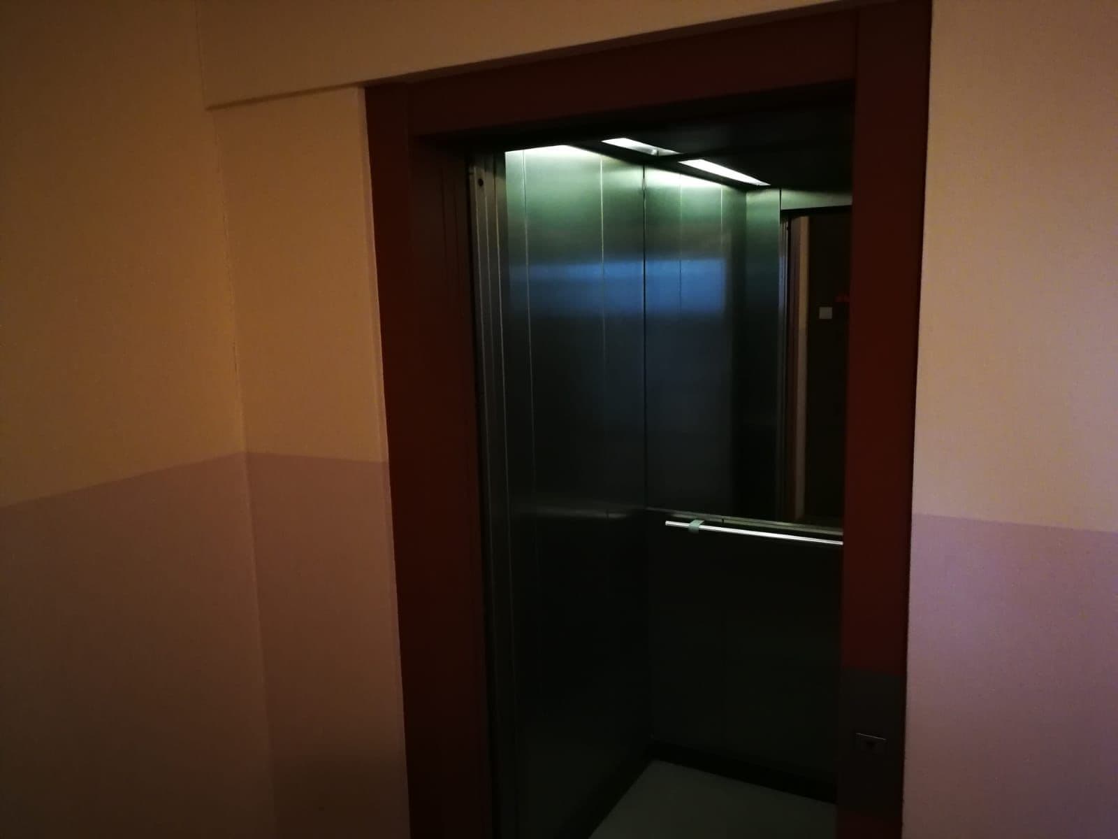 Prenájom bytu 1-izbový 25 m², Nad Lesním divadlem, Praha, Praha Prenájom bytu 1-izbový 25 m², Nad Lesním divadlem, Praha, Praha