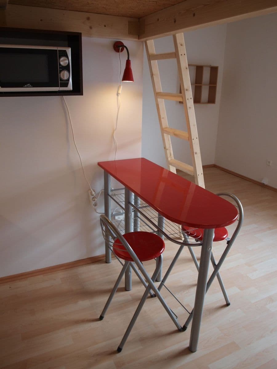 Prenájom bytu 1-izbový 25 m², Ořechová, Rebešovice, Jihomoravský kraj Prenájom bytu 1-izbový 25 m², Ořechová, Rebešovice, Jihomoravský kraj