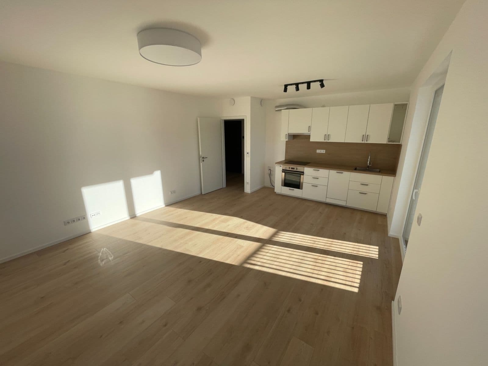 Prenájom bytu 2-izbový 55 m², U Engerthu, Kladno, Středočeský kraj Prenájom bytu 2-izbový 55 m², U Engerthu, Kladno, Středočeský kraj