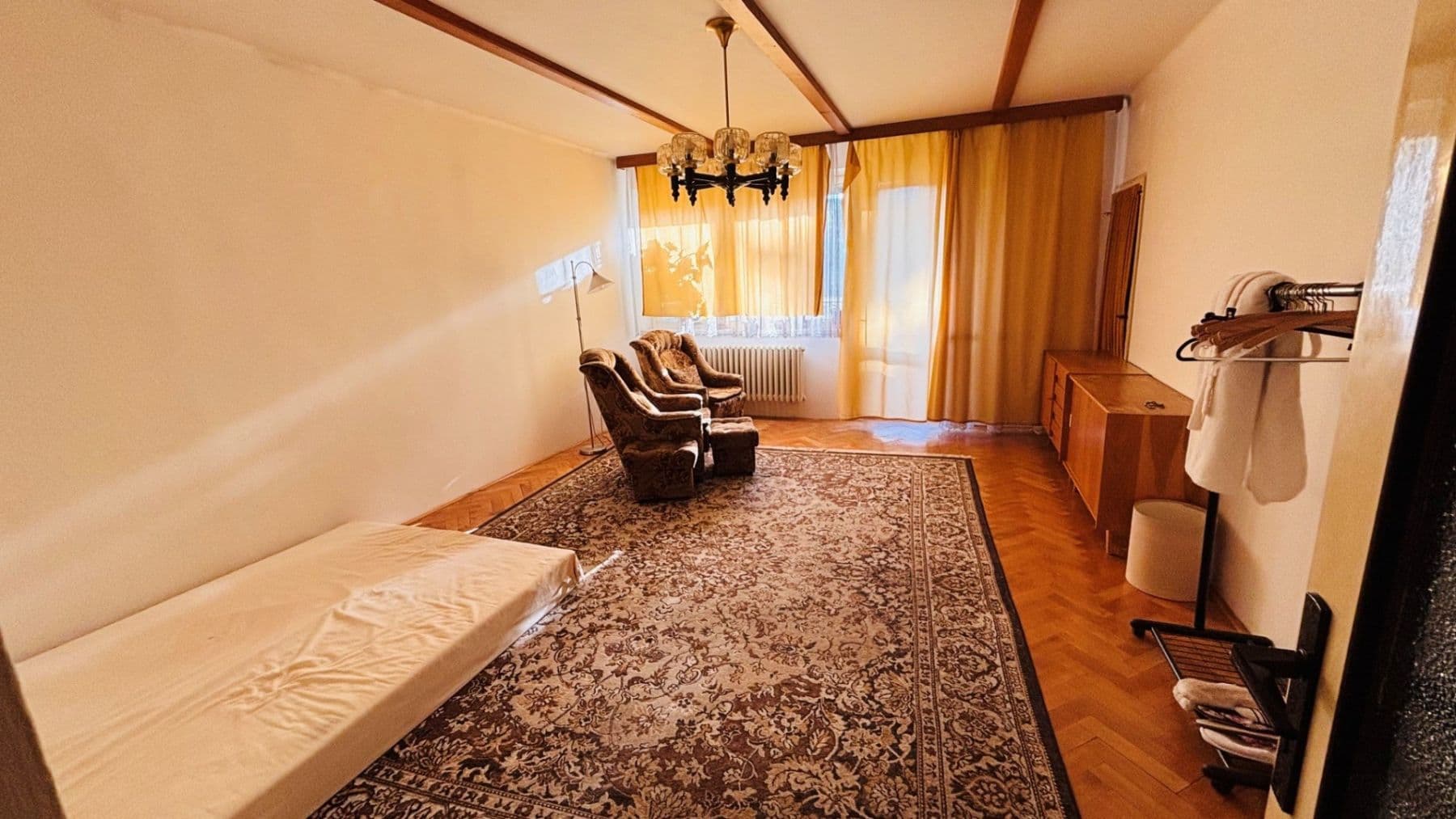 Prenájom bytu 3-izbový 60 m², Kolodějská, Praha, Praha Prenájom bytu 3-izbový 60 m², Kolodějská, Praha, Praha