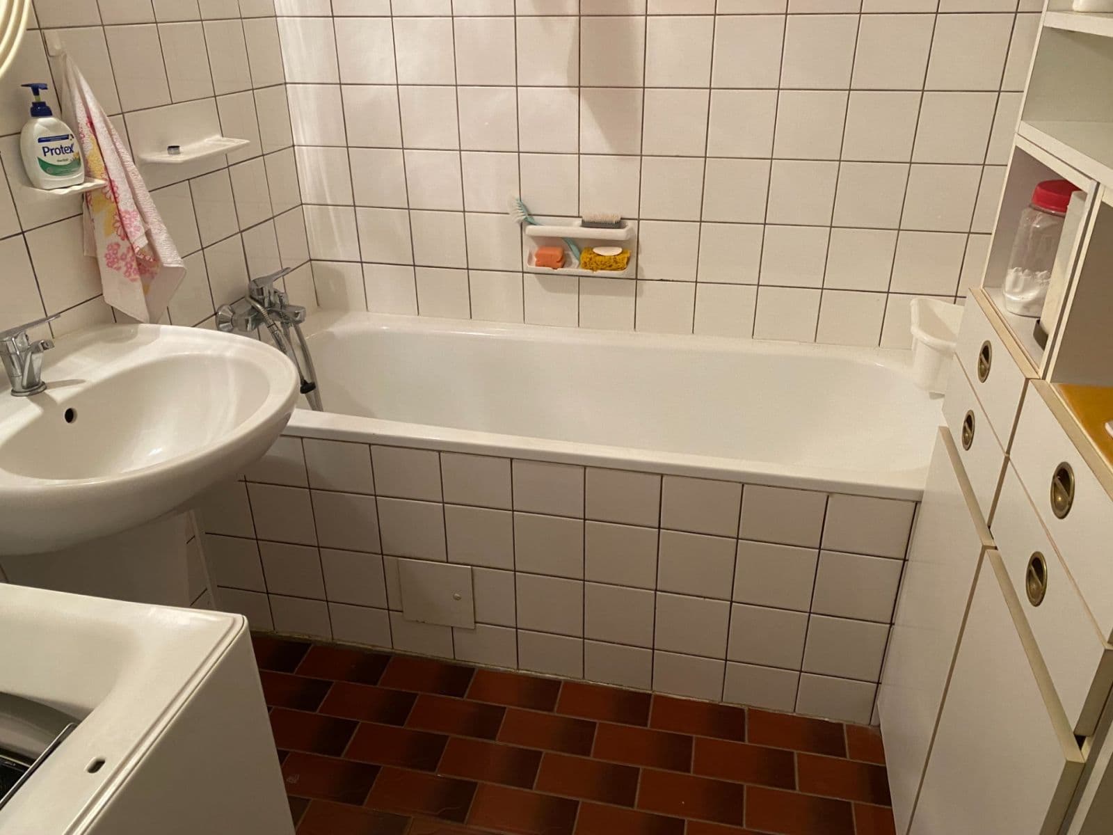 Prenájom bytu 3-izbový 60 m², Kolodějská, Praha, Praha Prenájom bytu 3-izbový 60 m², Kolodějská, Praha, Praha