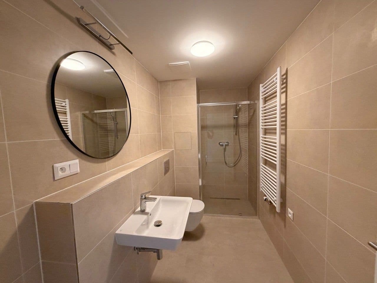 Prenájom bytu 2-izbový 40 m², Haenkeho, Praha, Praha Prenájom bytu 2-izbový 40 m², Haenkeho, Praha, Praha