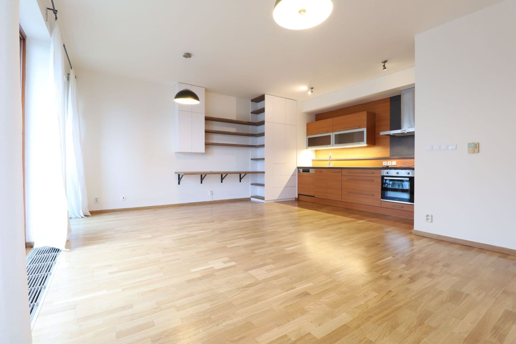 Prenájom bytu 2-izbový 56 m², Vršovická, Praha, Praha Prenájom bytu 2-izbový 56 m², Vršovická, Praha, Praha