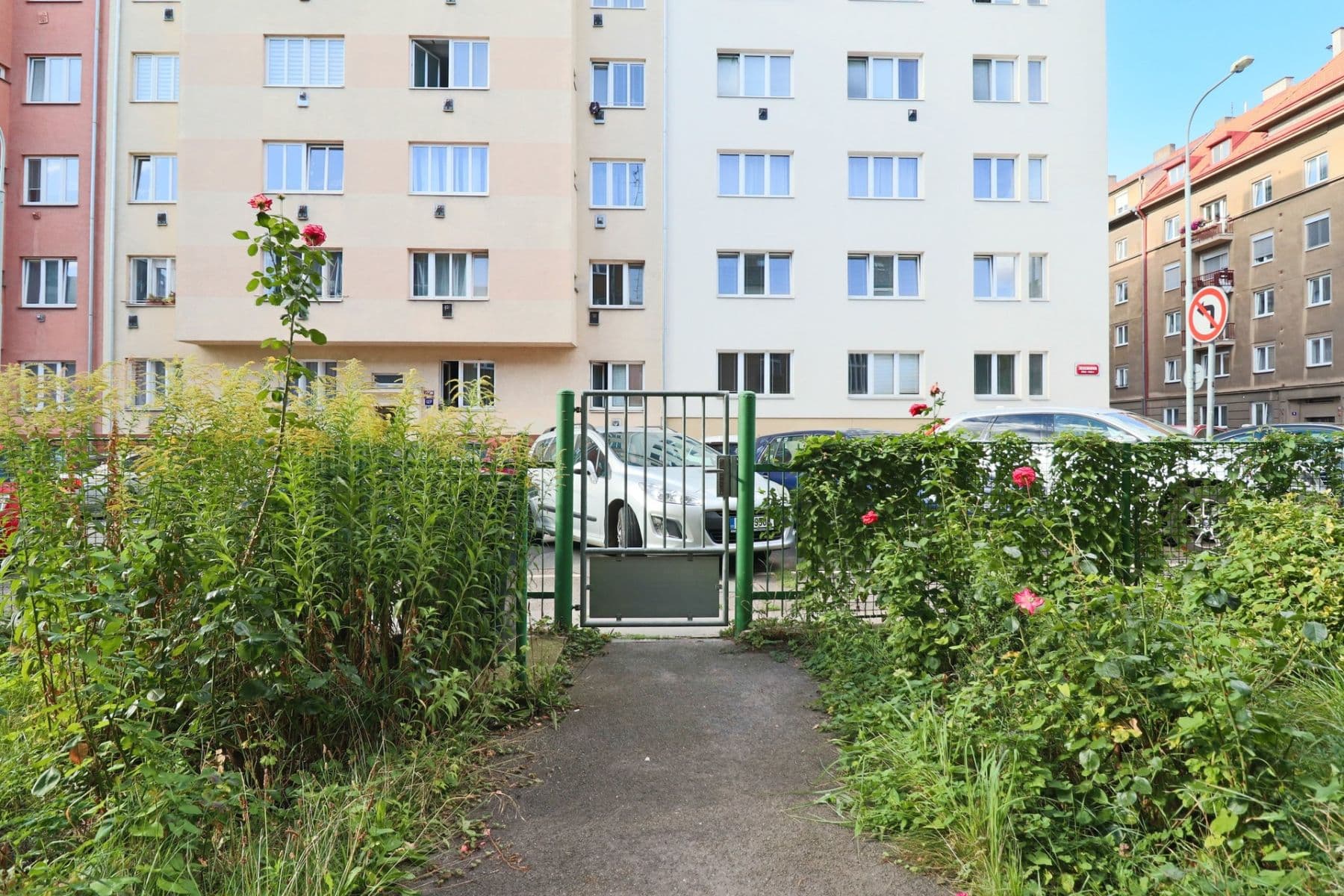 Prenájom bytu 2-izbový 59 m², Jeseniova, Praha, Praha Prenájom bytu 2-izbový 59 m², Jeseniova, Praha, Praha