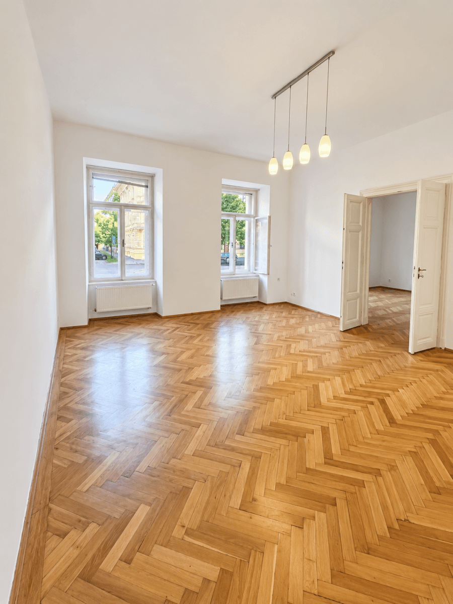 Prenájom bytu 4-izbový 131 m², třída Kpt. Jaroše, Brno, Jihomoravský kraj Prenájom bytu 4-izbový 131 m², třída Kpt. Jaroše, Brno, Jihomoravský kraj