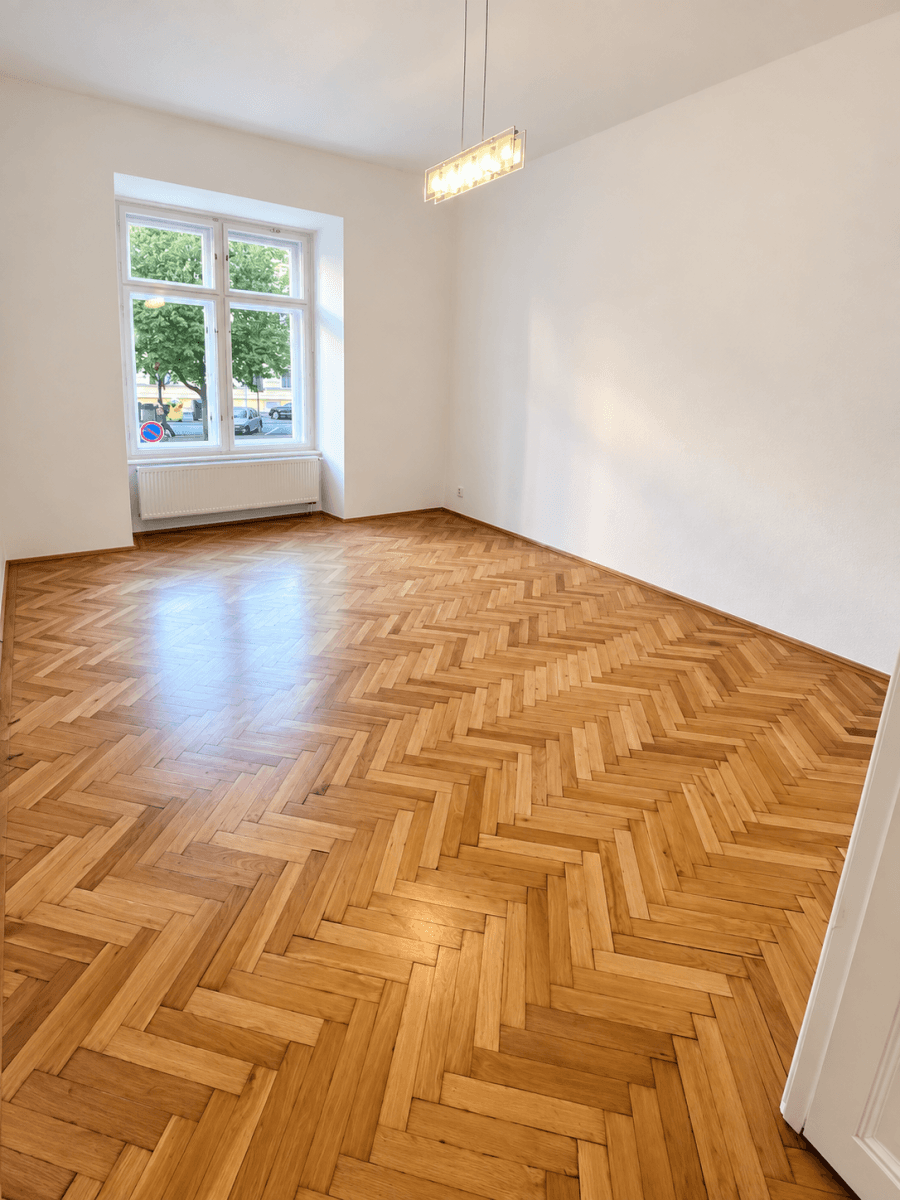 Prenájom bytu 4-izbový 131 m², třída Kpt. Jaroše, Brno, Jihomoravský kraj Prenájom bytu 4-izbový 131 m², třída Kpt. Jaroše, Brno, Jihomoravský kraj