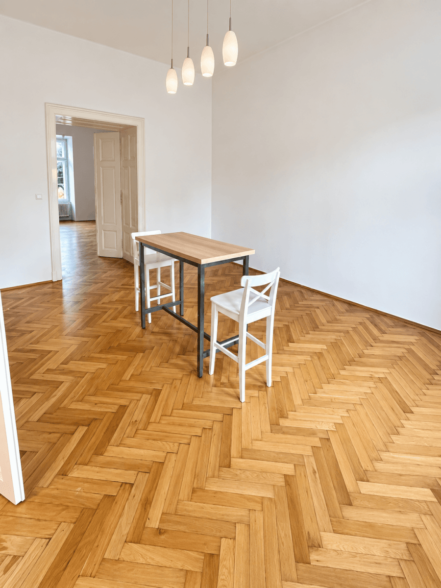 Prenájom bytu 4-izbový 131 m², třída Kpt. Jaroše, Brno, Jihomoravský kraj Prenájom bytu 4-izbový 131 m², třída Kpt. Jaroše, Brno, Jihomoravský kraj