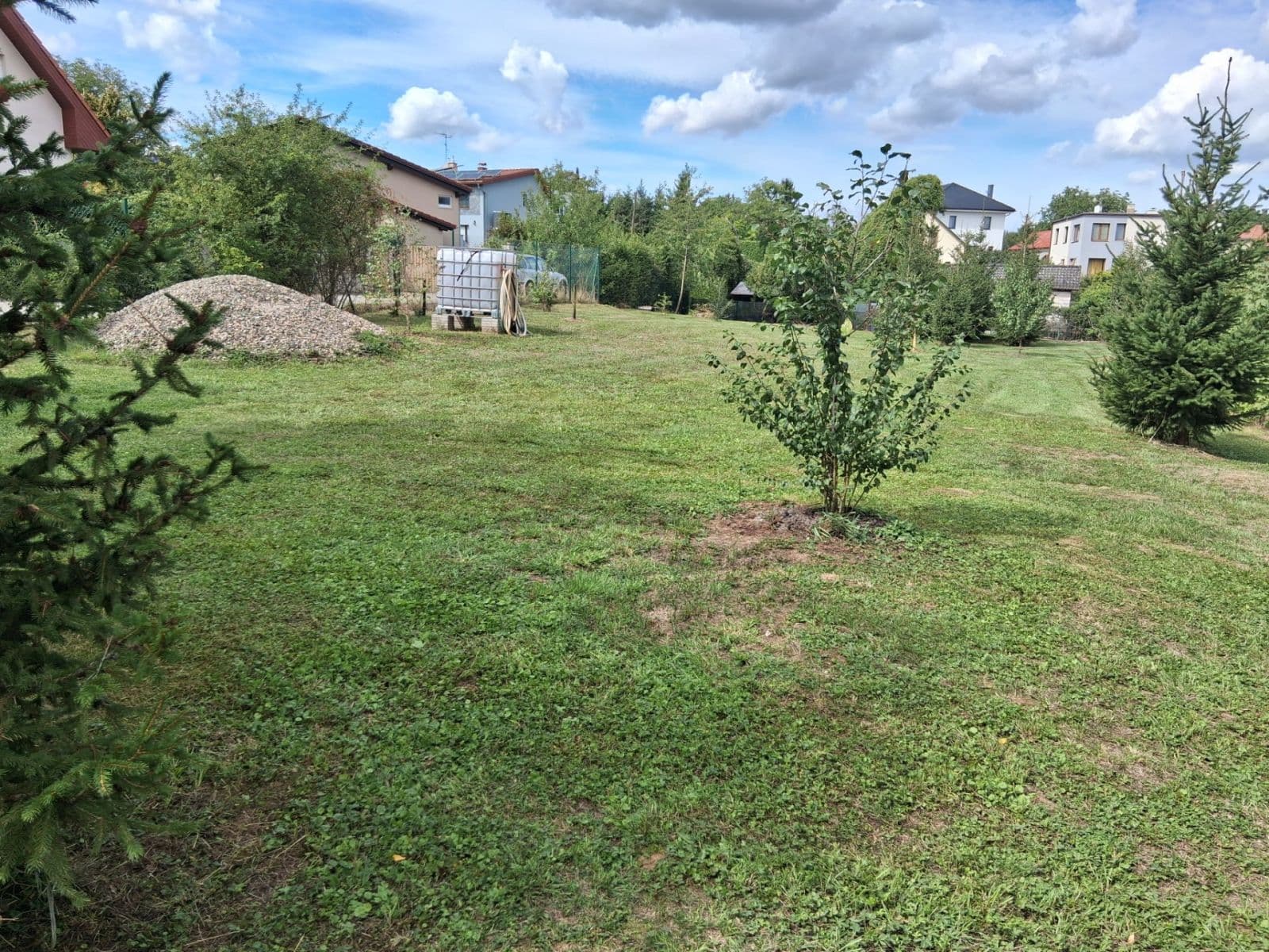 Prenájom pozemku 1.300 m², Roztoky, Středočeský kraj Prenájom pozemku 1.300 m², Roztoky, Středočeský kraj