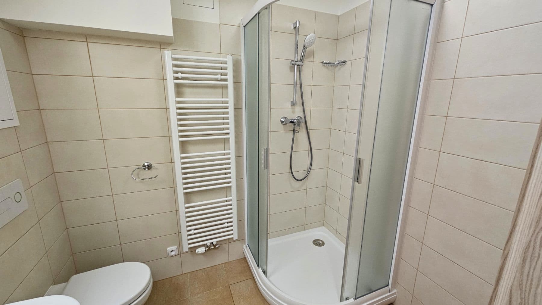 Prenájom bytu 1-izbový 30 m², Sinkulova, Praha, Praha Prenájom bytu 1-izbový 30 m², Sinkulova, Praha, Praha