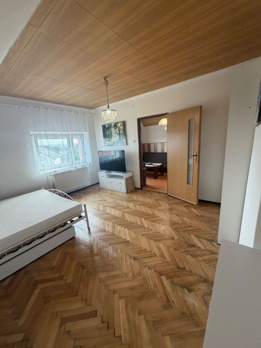 Prenájom bytu 2-izbový 68 m², Hejtmanská, Praha, Praha Prenájom bytu 2-izbový 68 m², Hejtmanská, Praha, Praha