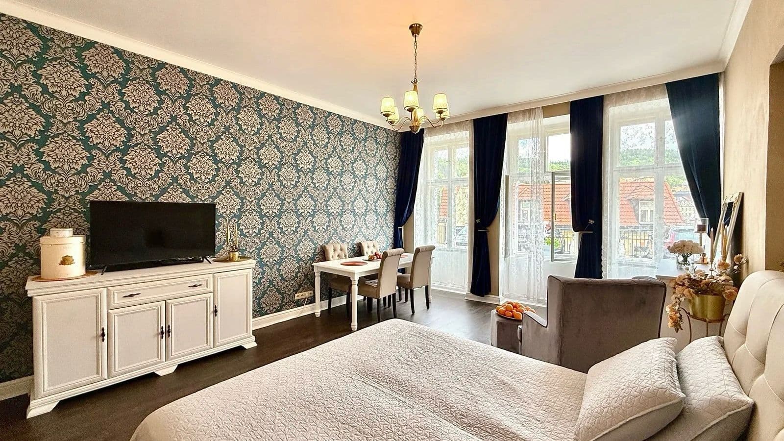 Predaj bytu 2-izbový 48 m², Pod Jelením skokem, Karlovy Vary, Karlovarský kraj Predaj bytu 2-izbový 48 m², Pod Jelením skokem, Karlovy Vary, Karlovarský kraj