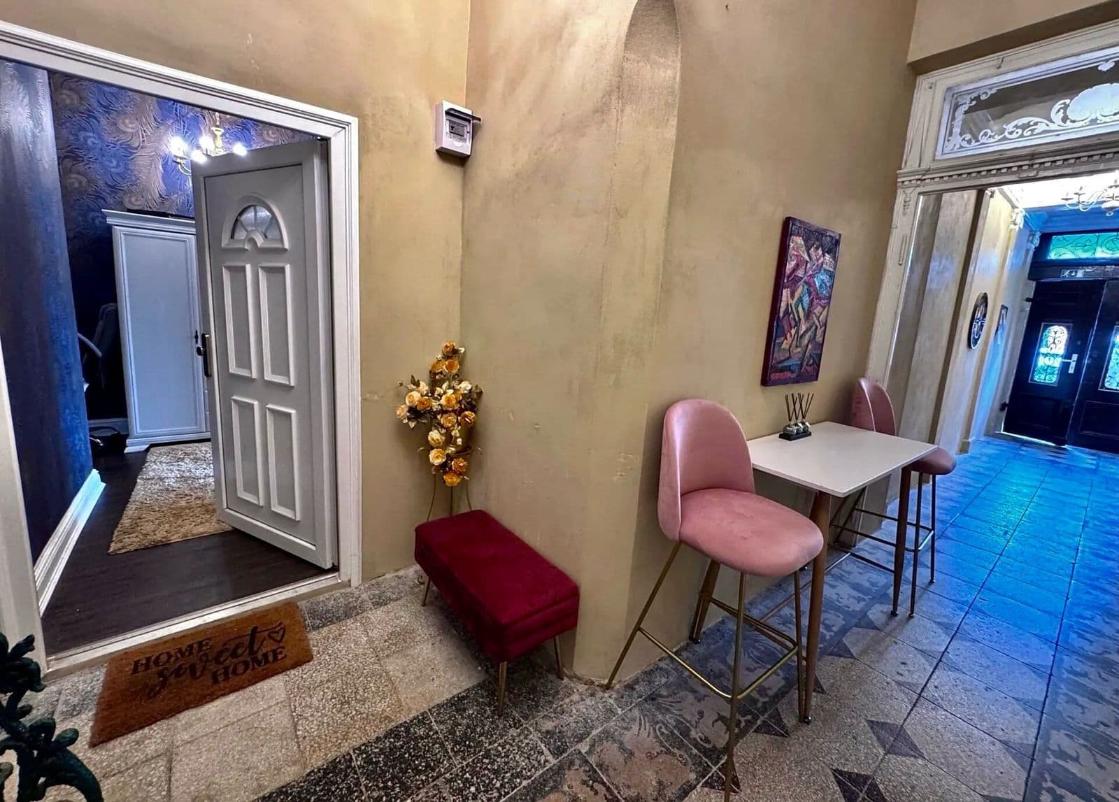 Predaj bytu 2-izbový 48 m², Pod Jelením skokem, Karlovy Vary, Karlovarský kraj Predaj bytu 2-izbový 48 m², Pod Jelením skokem, Karlovy Vary, Karlovarský kraj