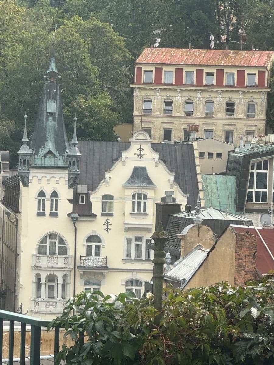 Predaj bytu 2-izbový 48 m², Pod Jelením skokem, Karlovy Vary, Karlovarský kraj Predaj bytu 2-izbový 48 m², Pod Jelením skokem, Karlovy Vary, Karlovarský kraj