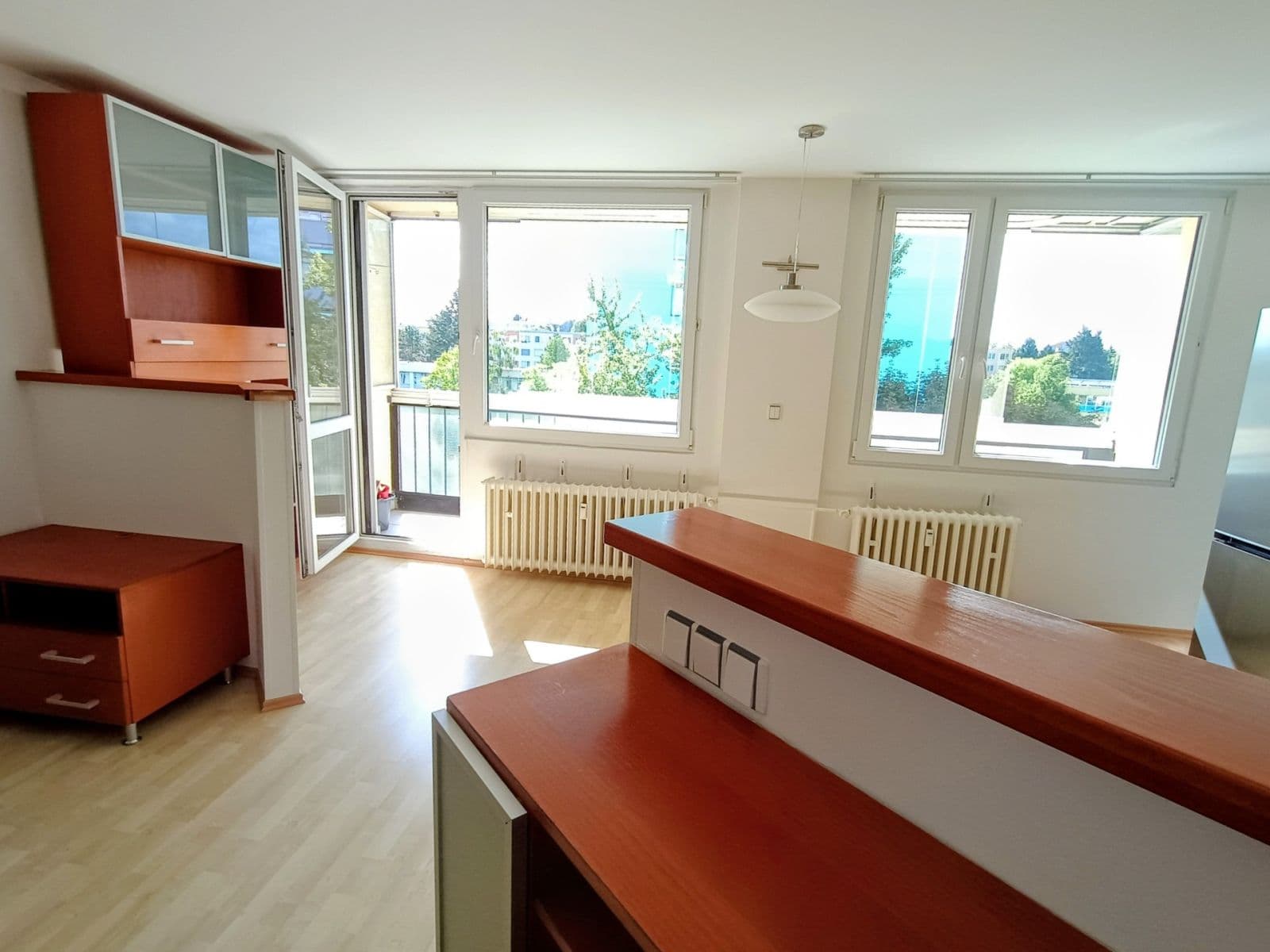 Prenájom bytu 3-izbový 76 m², Pod Strání, Praha, Praha Prenájom bytu 3-izbový 76 m², Pod Strání, Praha, Praha