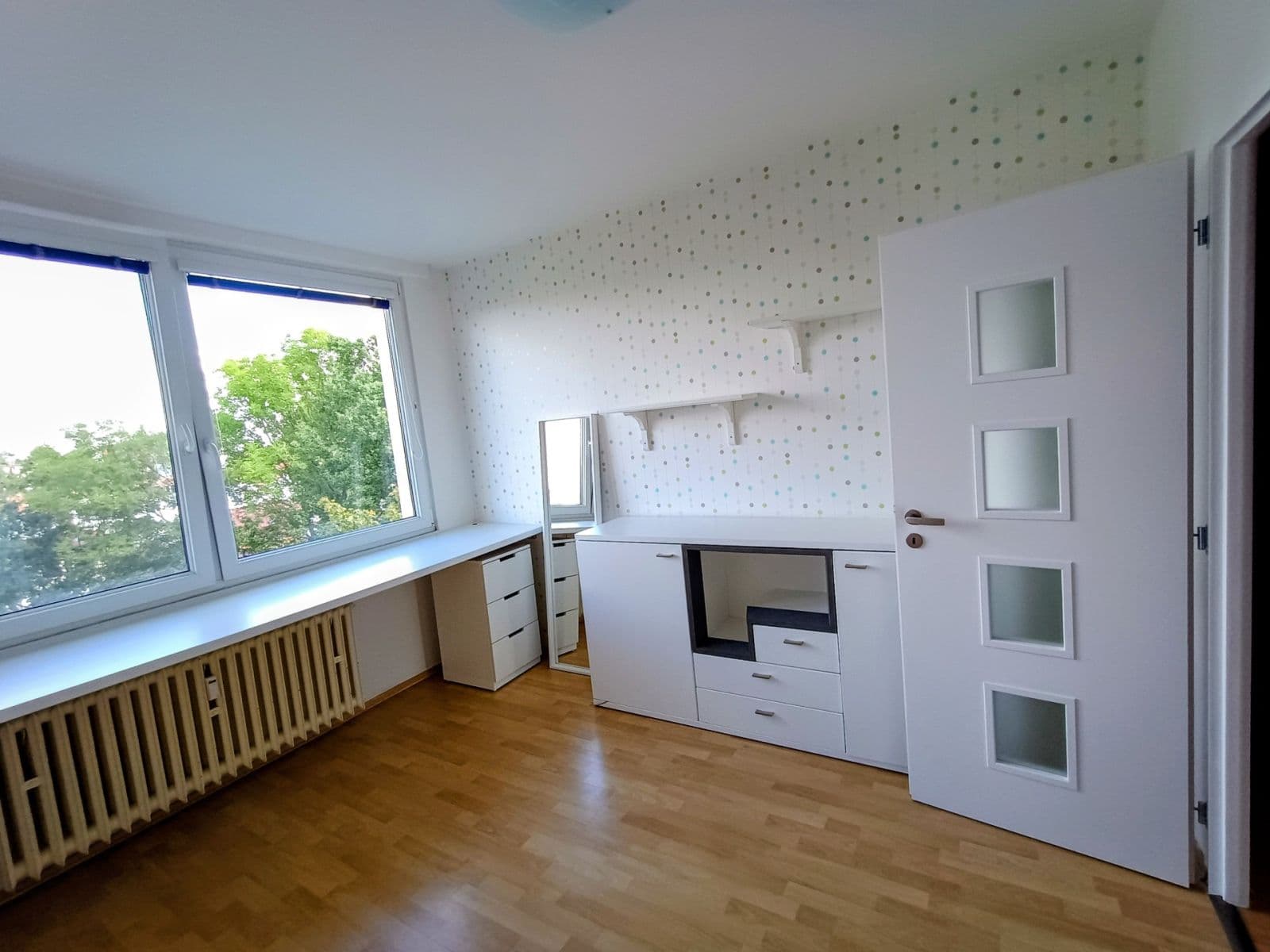 Prenájom bytu 3-izbový 76 m², Pod Strání, Praha, Praha Prenájom bytu 3-izbový 76 m², Pod Strání, Praha, Praha