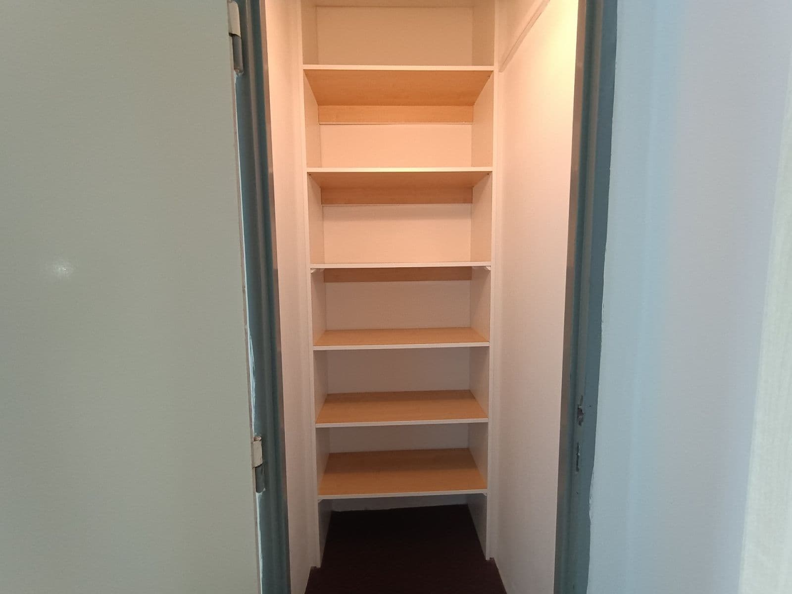 Prenájom bytu 3-izbový 76 m², Pod Strání, Praha, Praha Prenájom bytu 3-izbový 76 m², Pod Strání, Praha, Praha