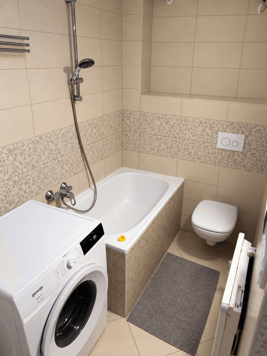 Prenájom bytu 2-izbový 47 m², Vyžlovská, Praha, Praha Prenájom bytu 2-izbový 47 m², Vyžlovská, Praha, Praha