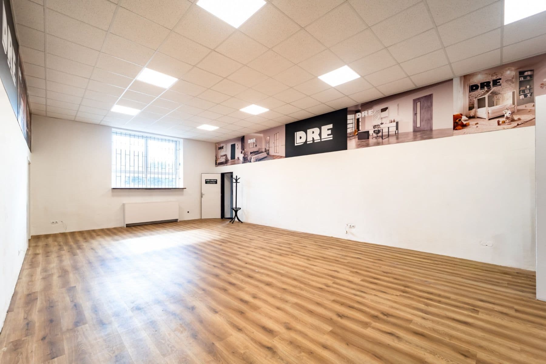 Prenájom nebytového priestoru 105 m², Těšínská, Orlová, Moravskoslezský kraj Prenájom nebytového priestoru 105 m², Těšínská, Orlová, Moravskoslezský kraj