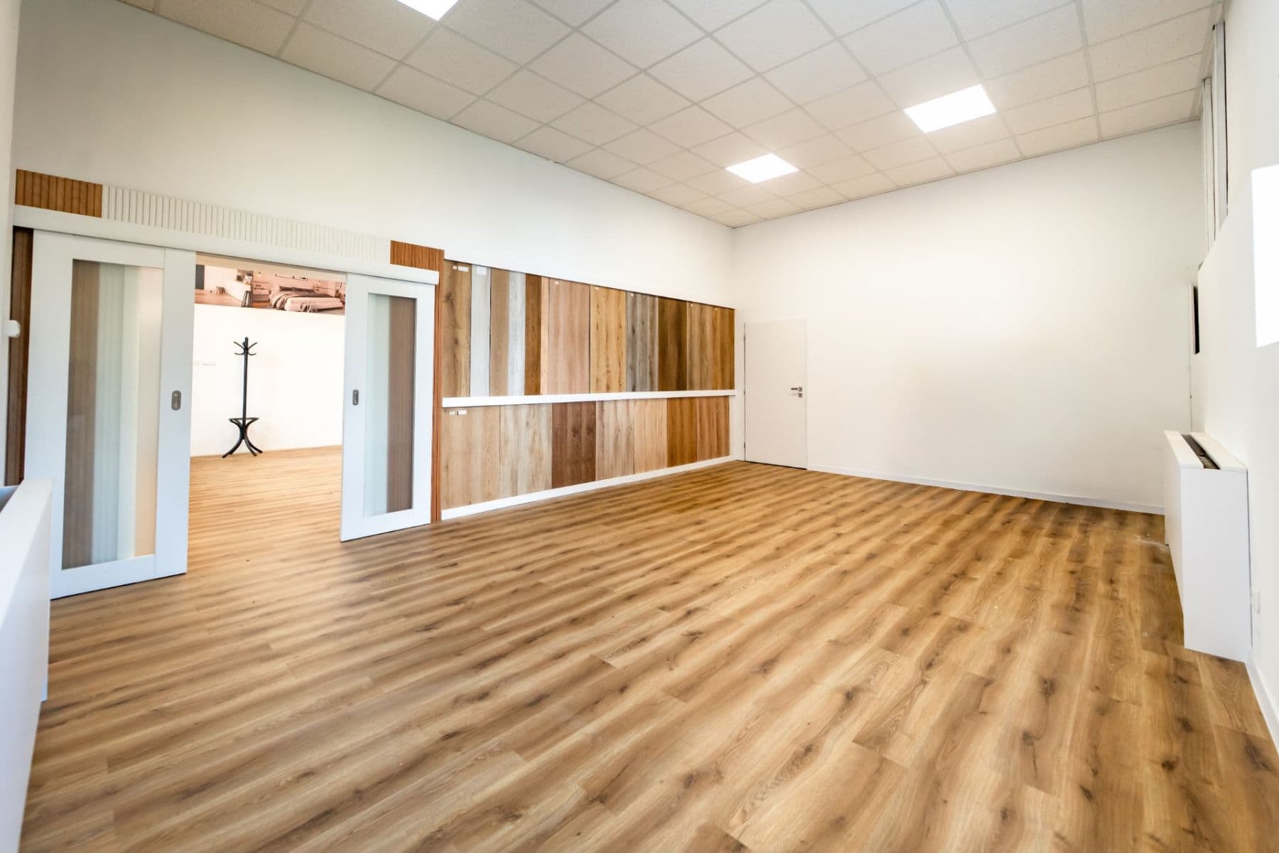 Prenájom nebytového priestoru 105 m², Těšínská, Orlová, Moravskoslezský kraj Prenájom nebytového priestoru 105 m², Těšínská, Orlová, Moravskoslezský kraj