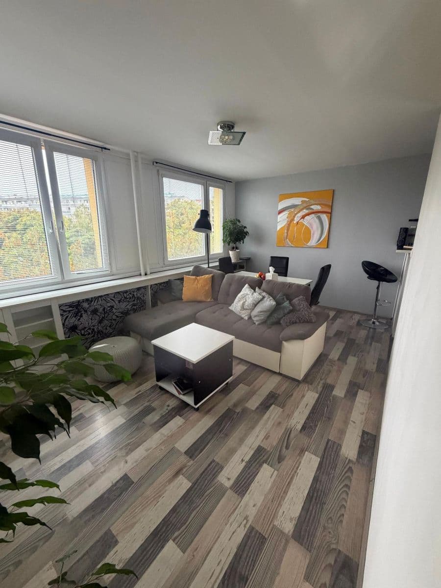 Prenájom bytu 2-izbový 55 m², Paláskova, Praha, Praha Prenájom bytu 2-izbový 55 m², Paláskova, Praha, Praha