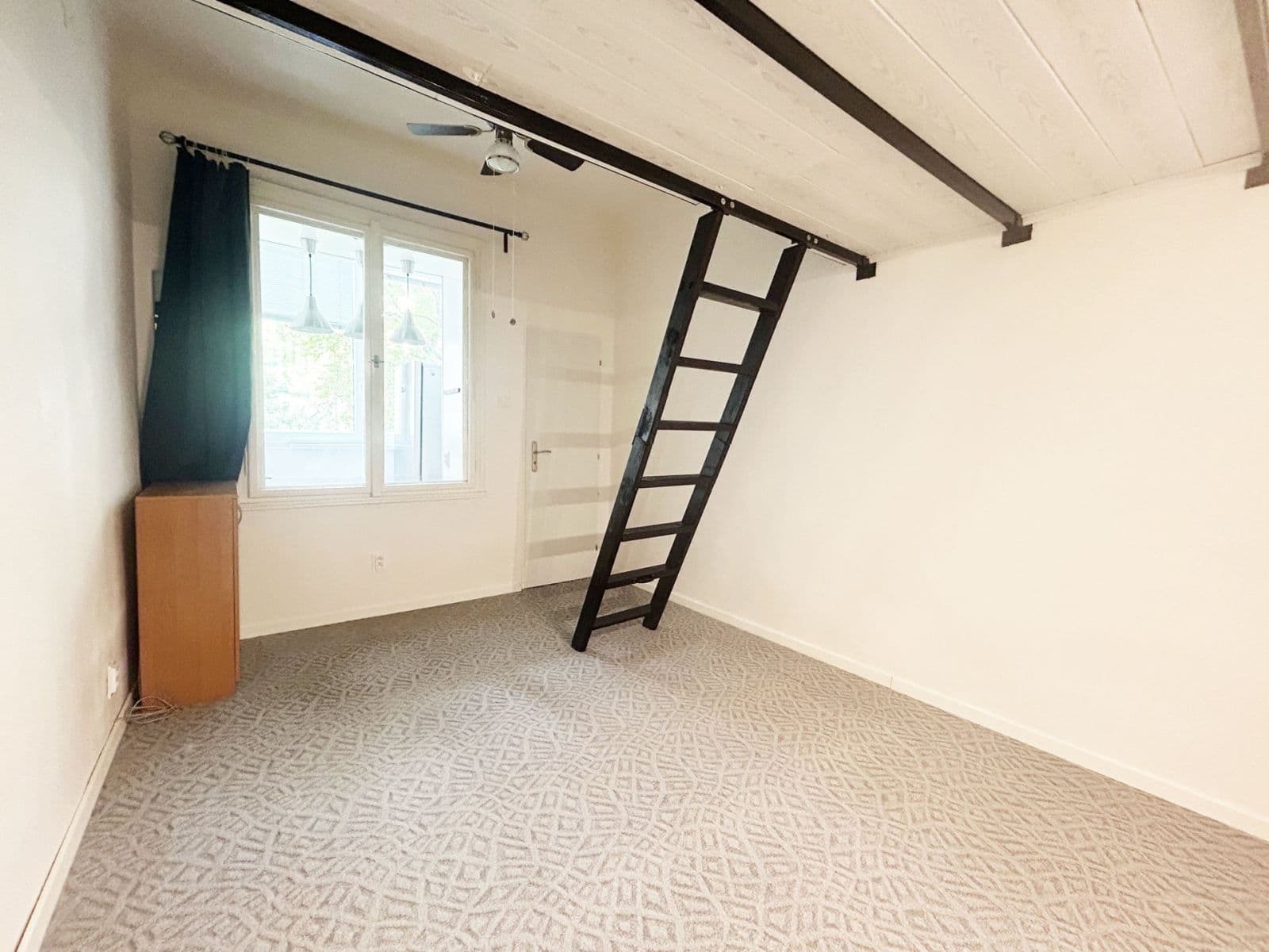 Prenájom bytu 2-izbový 45 m², Stroupežnického, Praha, Praha Prenájom bytu 2-izbový 45 m², Stroupežnického, Praha, Praha