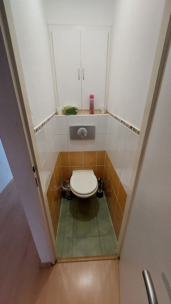 Predaj bytu 4-izbový 73 m², Jindřišská, Pardubice, Pardubický kraj Predaj bytu 4-izbový 73 m², Jindřišská, Pardubice, Pardubický kraj