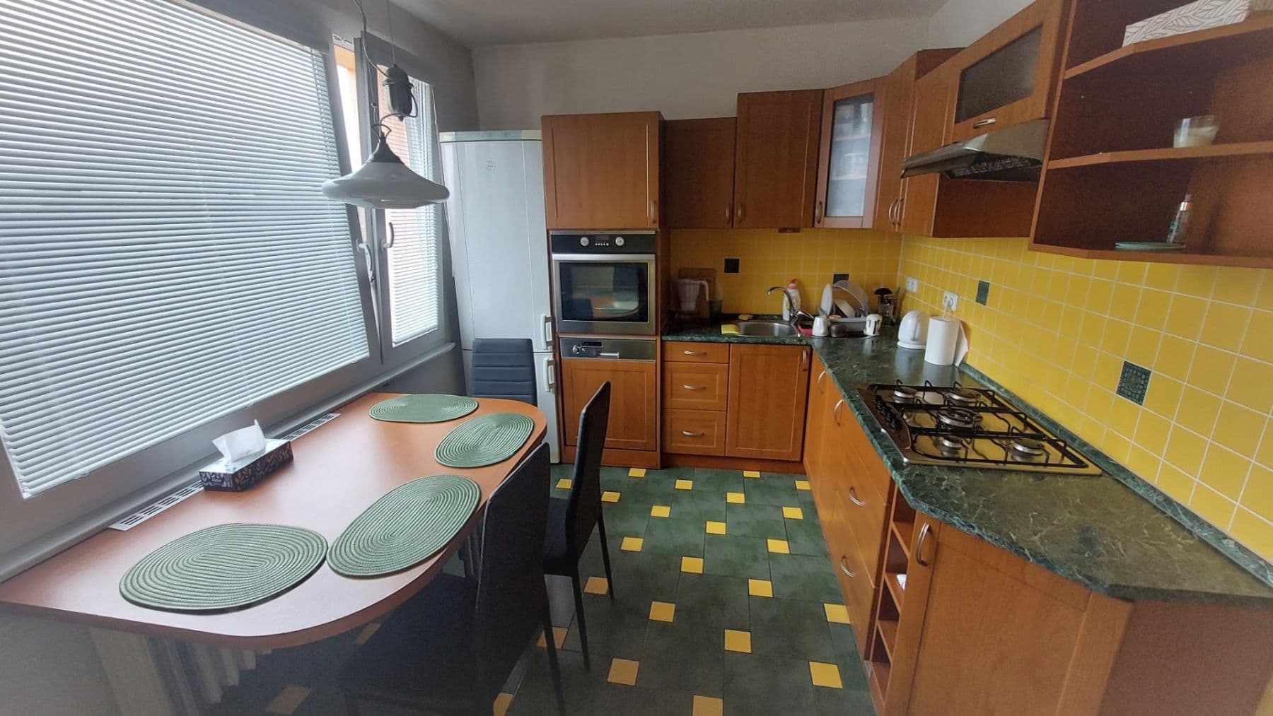 Predaj bytu 4-izbový 73 m², Jindřišská, Pardubice, Pardubický kraj Predaj bytu 4-izbový 73 m², Jindřišská, Pardubice, Pardubický kraj