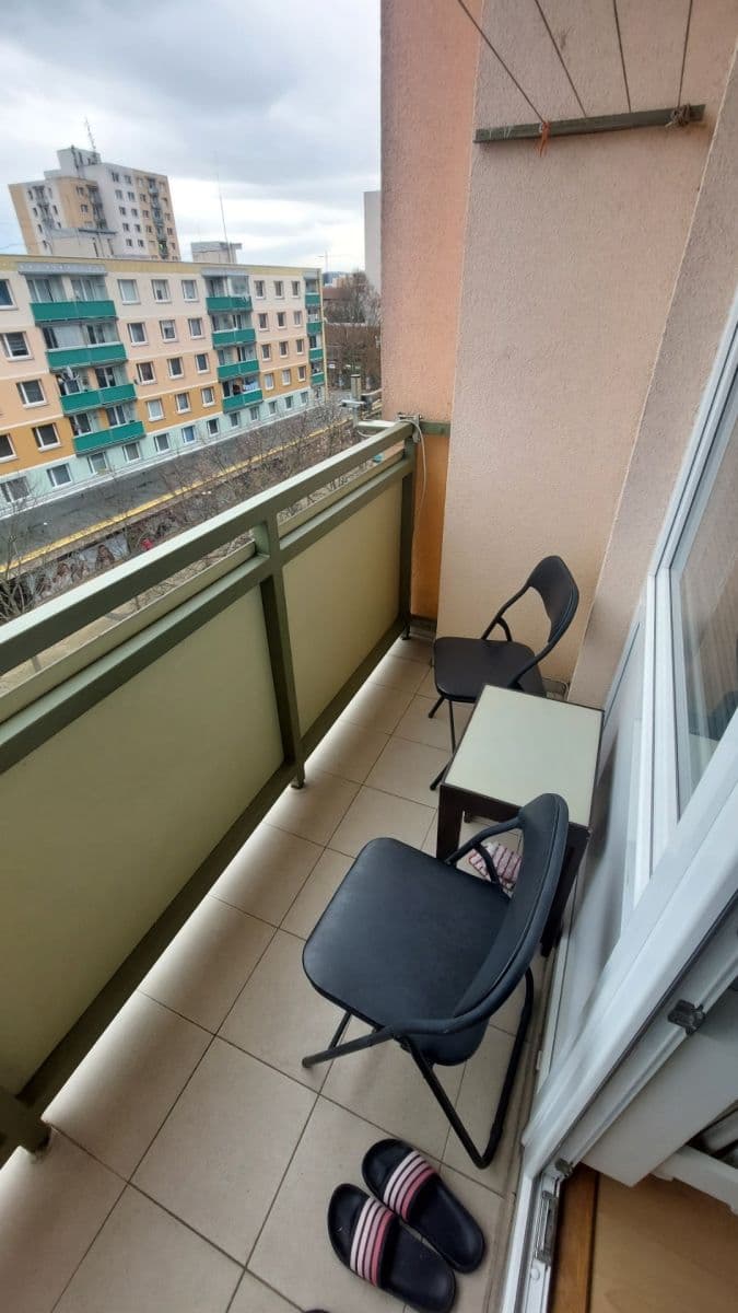 Predaj bytu 4-izbový 73 m², Jindřišská, Pardubice, Pardubický kraj Predaj bytu 4-izbový 73 m², Jindřišská, Pardubice, Pardubický kraj