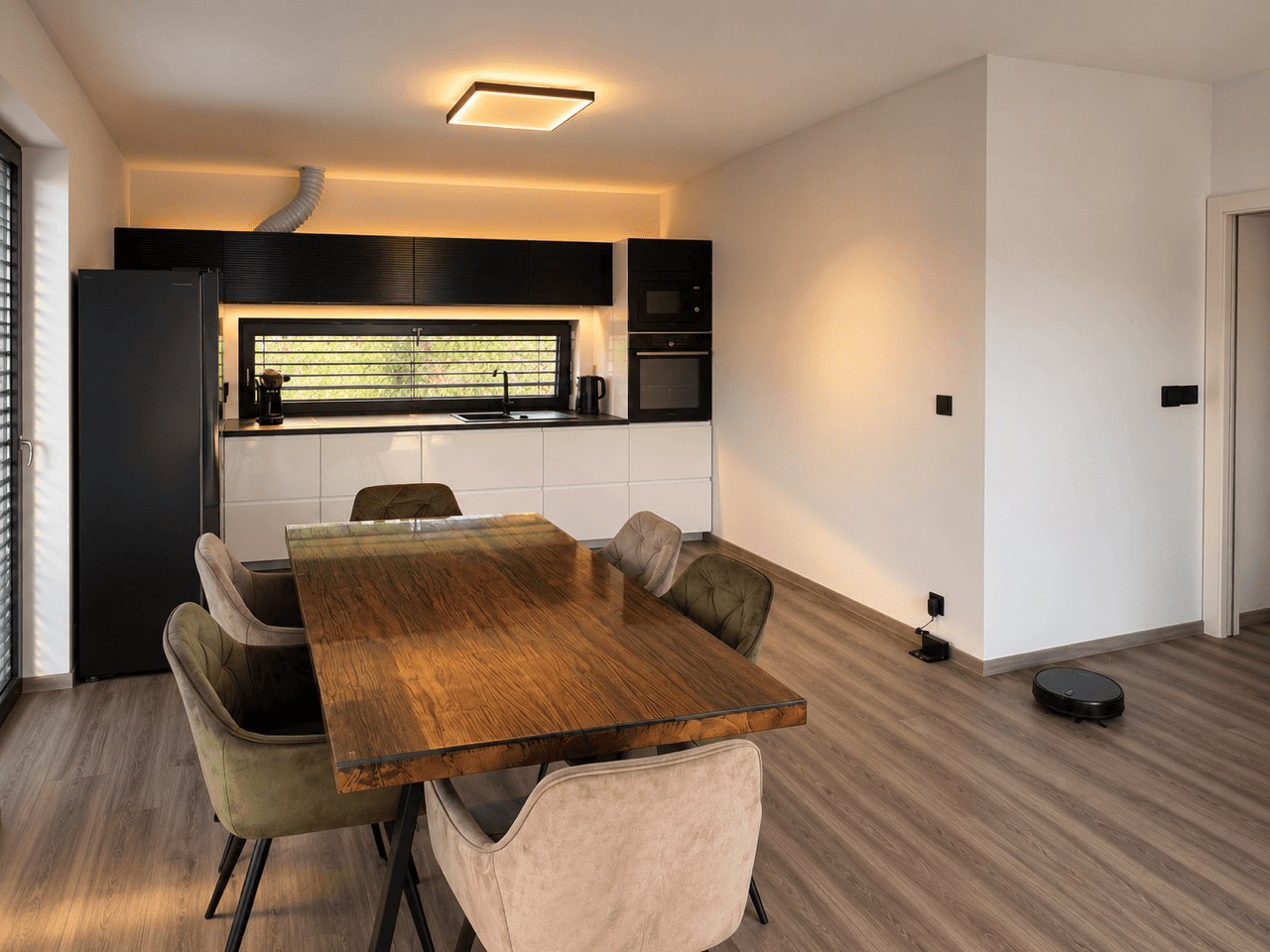 Prenájom bytu 2-izbový 109 m², Pod Bílou skálou, Zdiby, Středočeský kraj Prenájom bytu 2-izbový 109 m², Pod Bílou skálou, Zdiby, Středočeský kraj