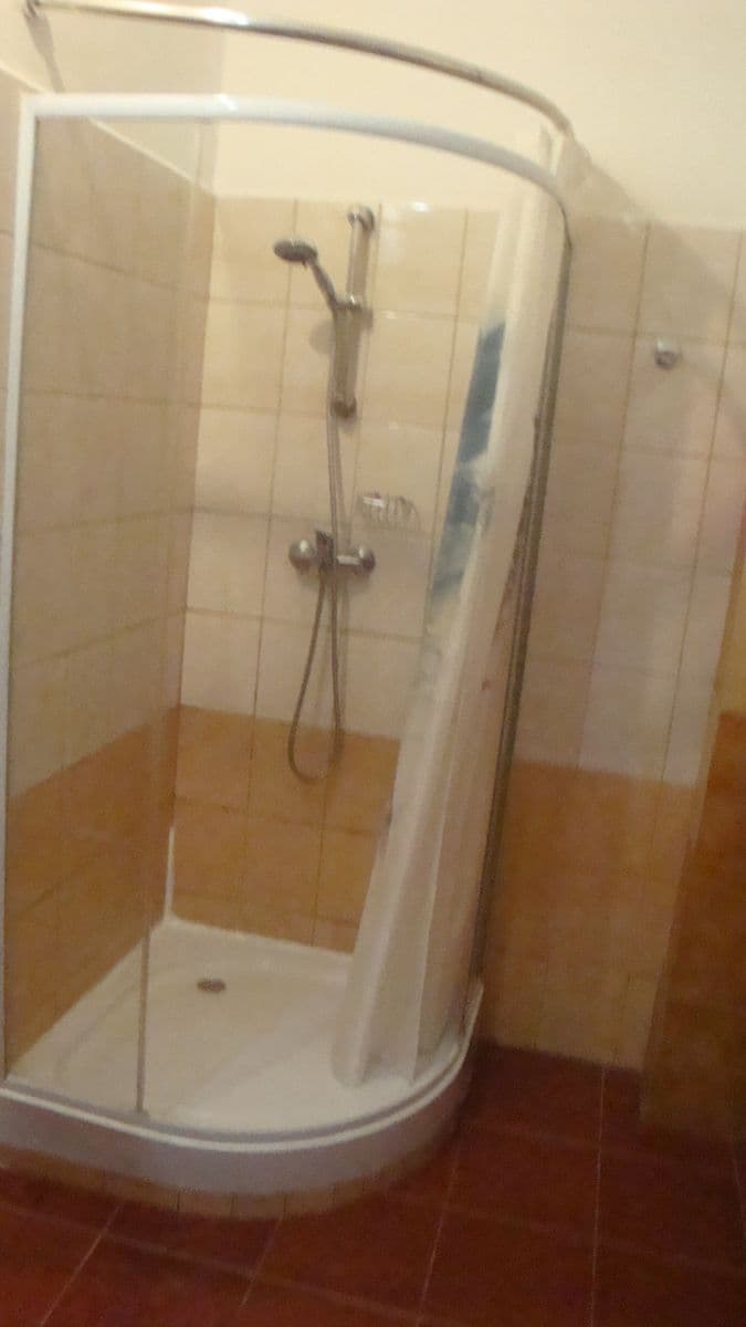 Prenájom bytu 1-izbový 40 m², Revoluční, Loket, Karlovarský kraj Prenájom bytu 1-izbový 40 m², Revoluční, Loket, Karlovarský kraj