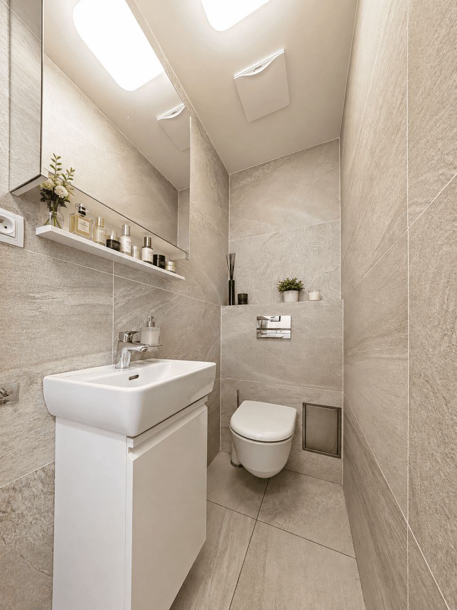 Prenájom bytu 3-izbový 105 m², Česká, Praha, Praha Prenájom bytu 3-izbový 105 m², Česká, Praha, Praha